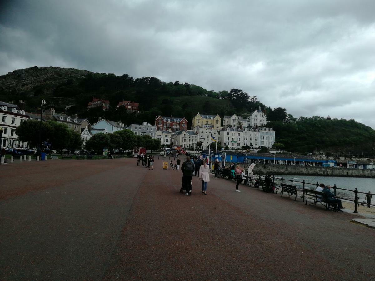 Overton Villa Hotel Llandudno Kültér fotó
